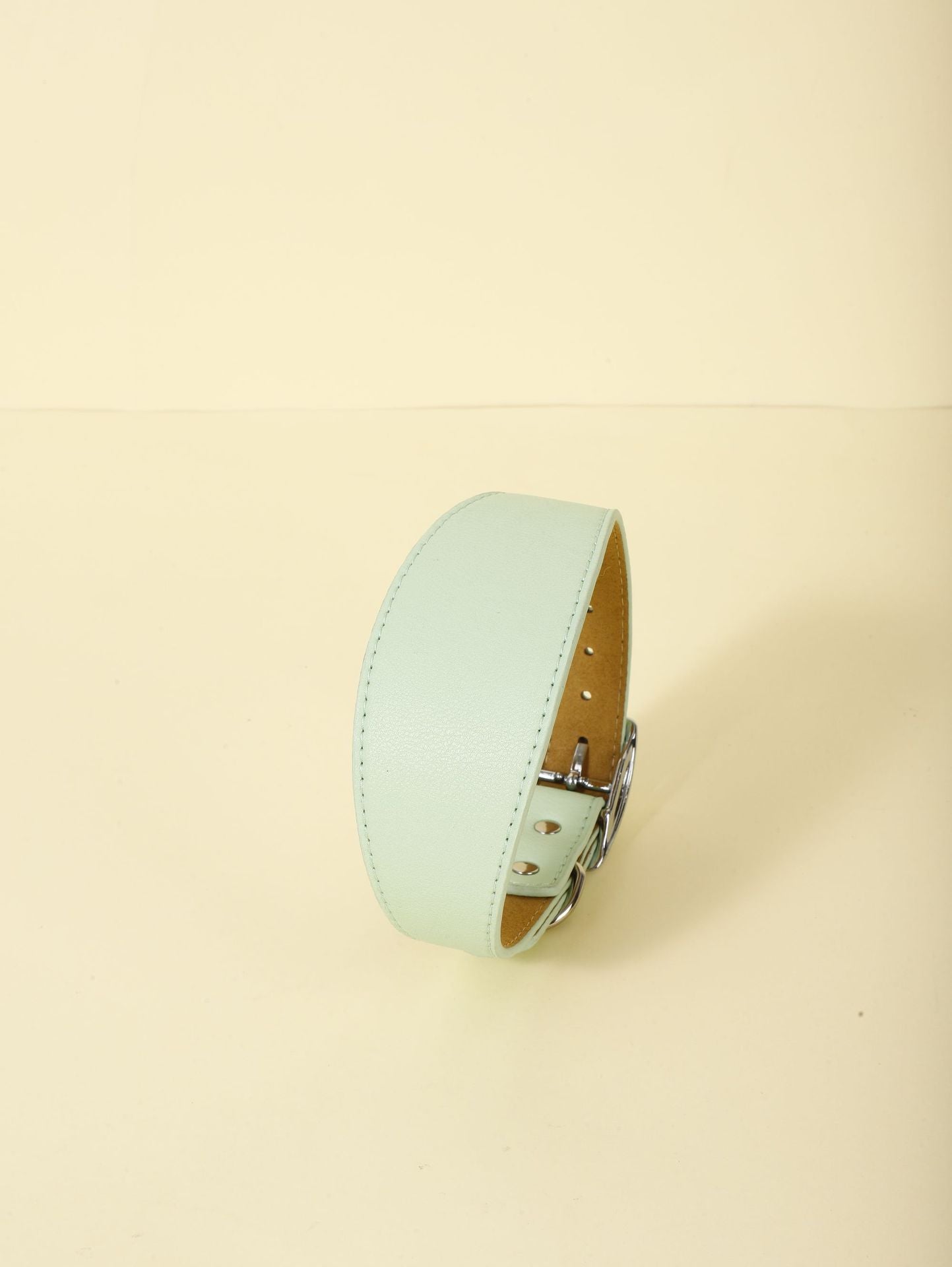  outer cloud-soft leather -inner breathable lining-dog-collar