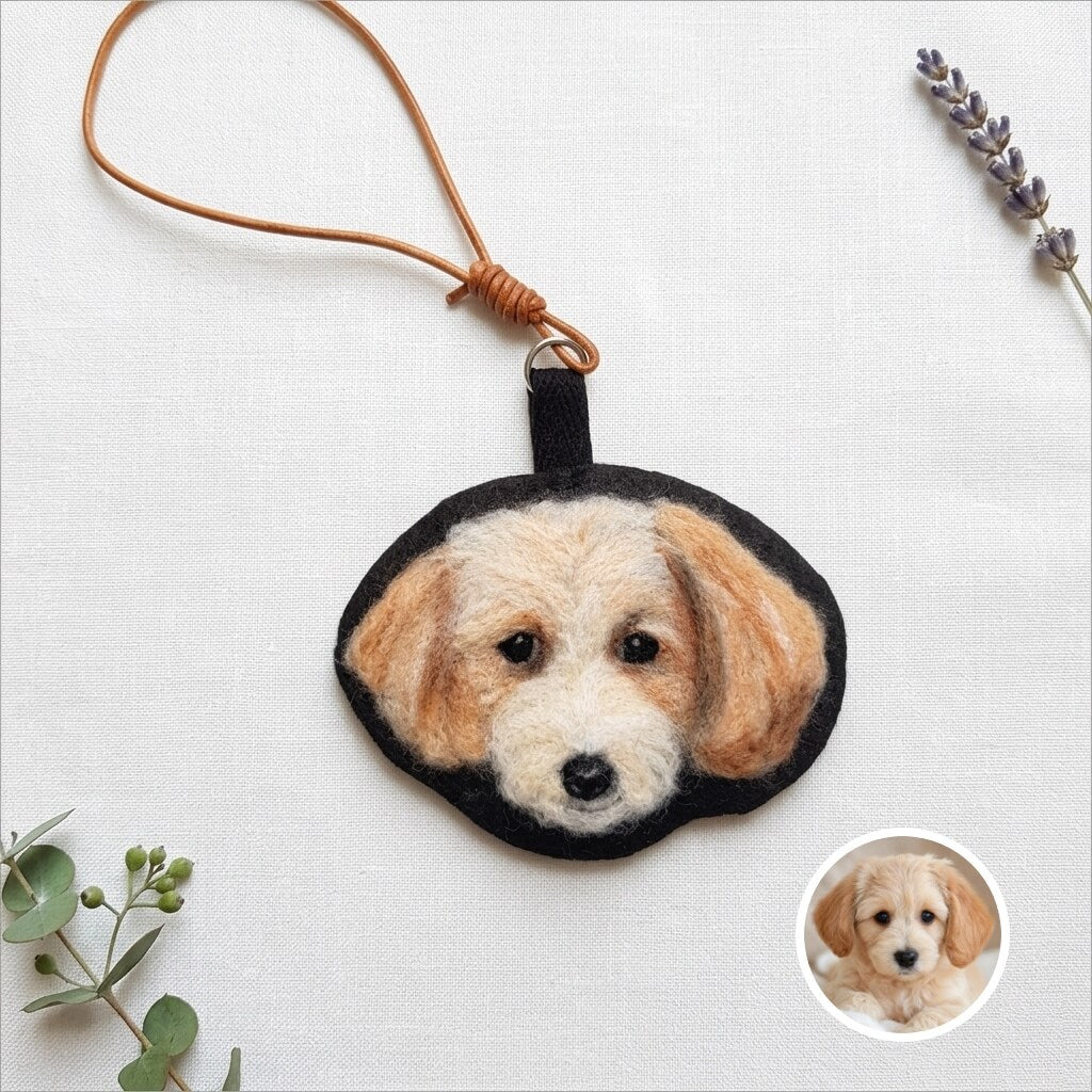 Custom Needle Felted Pet Portrait Keychain – Personalized Handmade Wool Pet Memorial Gift